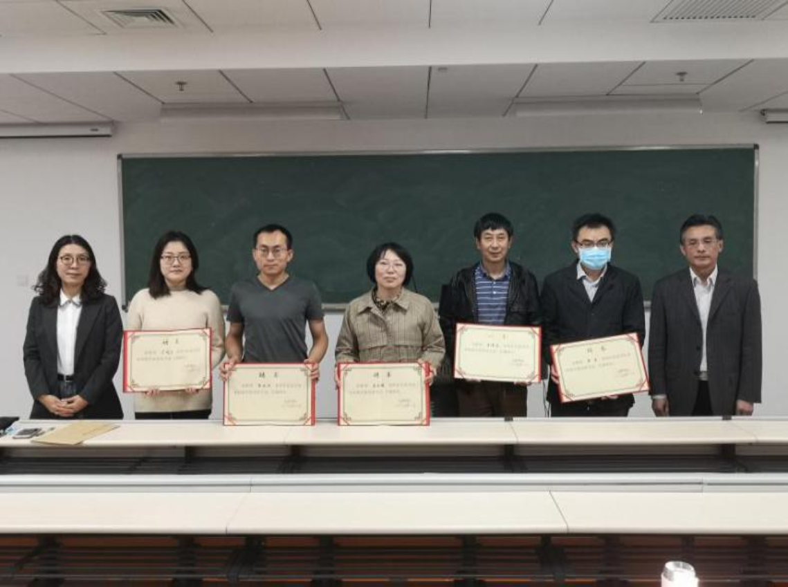 ce9fe810aac823a944ae114aa4f6bbd