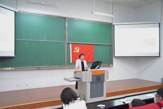 b493471e9740d4a43ff1f0982a20f18