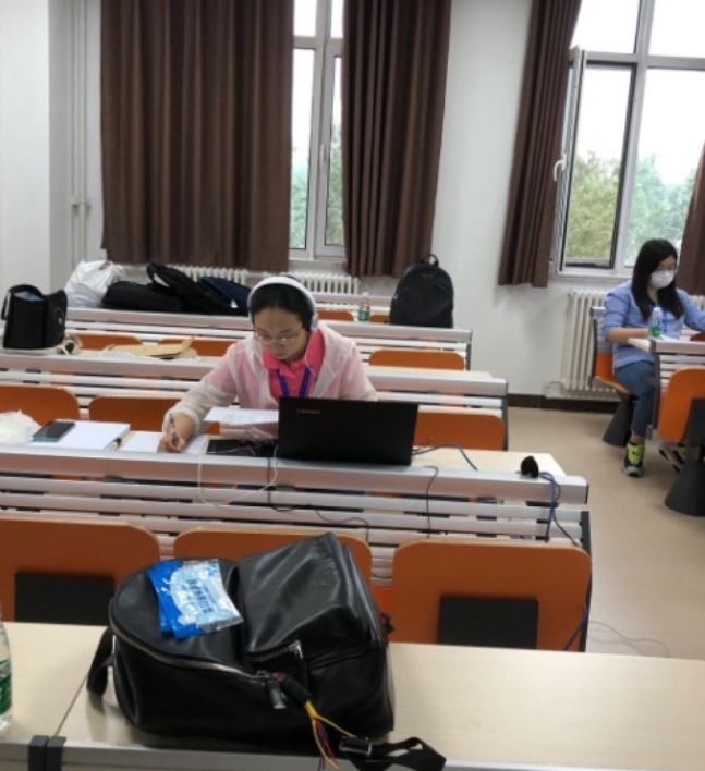 C:\Users\Yaodong\_DDNZone_\My Files\UIBE\体育博彩平台推荐
工作\1. 研究生教学\a招生\2020硕士招生\照片\微信图片_20200603101716.jpg