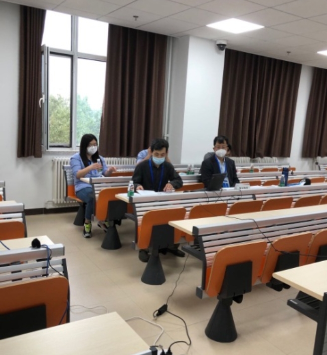 C:\Users\Yaodong\_DDNZone_\My Files\UIBE\体育博彩平台推荐
工作\1. 研究生教学\a招生\2020硕士招生\照片\微信图片_20200603102112.jpg